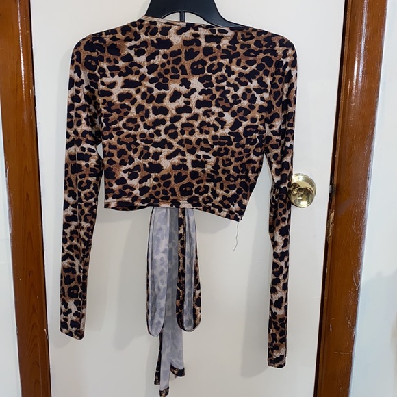 Cheetah Crop Top with Tie Front - Picture 2 of 2